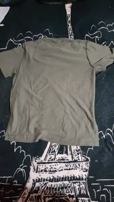 Polera verde con diseño Rock & Roll - miniatura 2