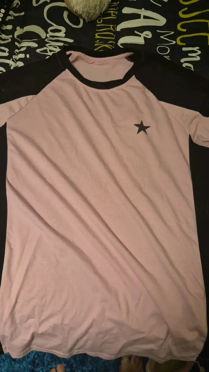 Polera rosa con mangas largas - 2