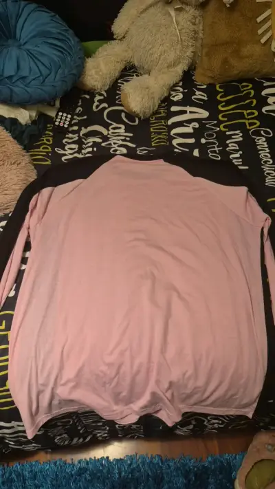 Polera rosa con mangas largas - miniatura 5