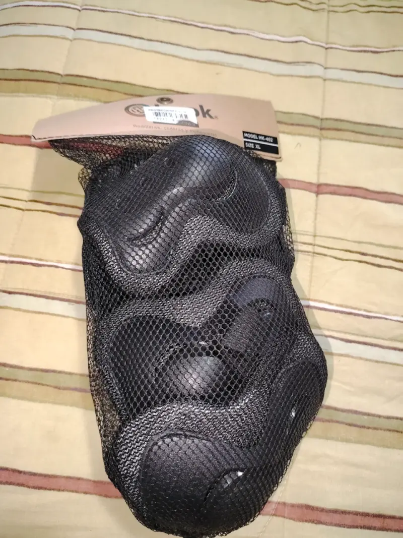 Set de protecciones para patinaje talla XL - 1