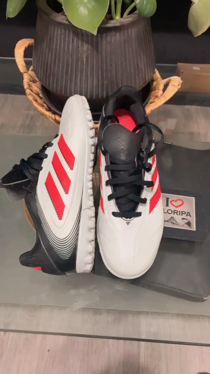 Zapatillas deportivas blancas con rojo modelo Copa - 2