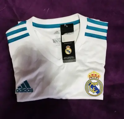 Camiseta Real Madrid Adidas blanca talla M - miniatura 4