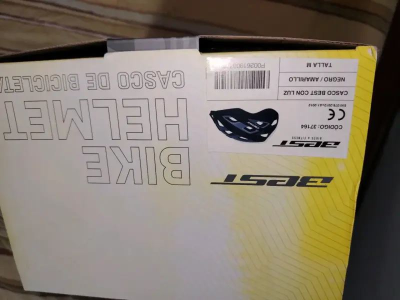 Casco de bicicleta con luz trasera - 4
