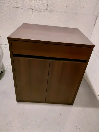 Mueble de almacenamiento de madera con cajón - miniatura 1