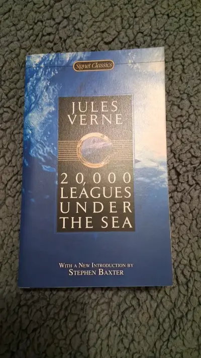 Libro '20,000 Leguas de Viaje Submarino' de Jules Verne - miniatura 1