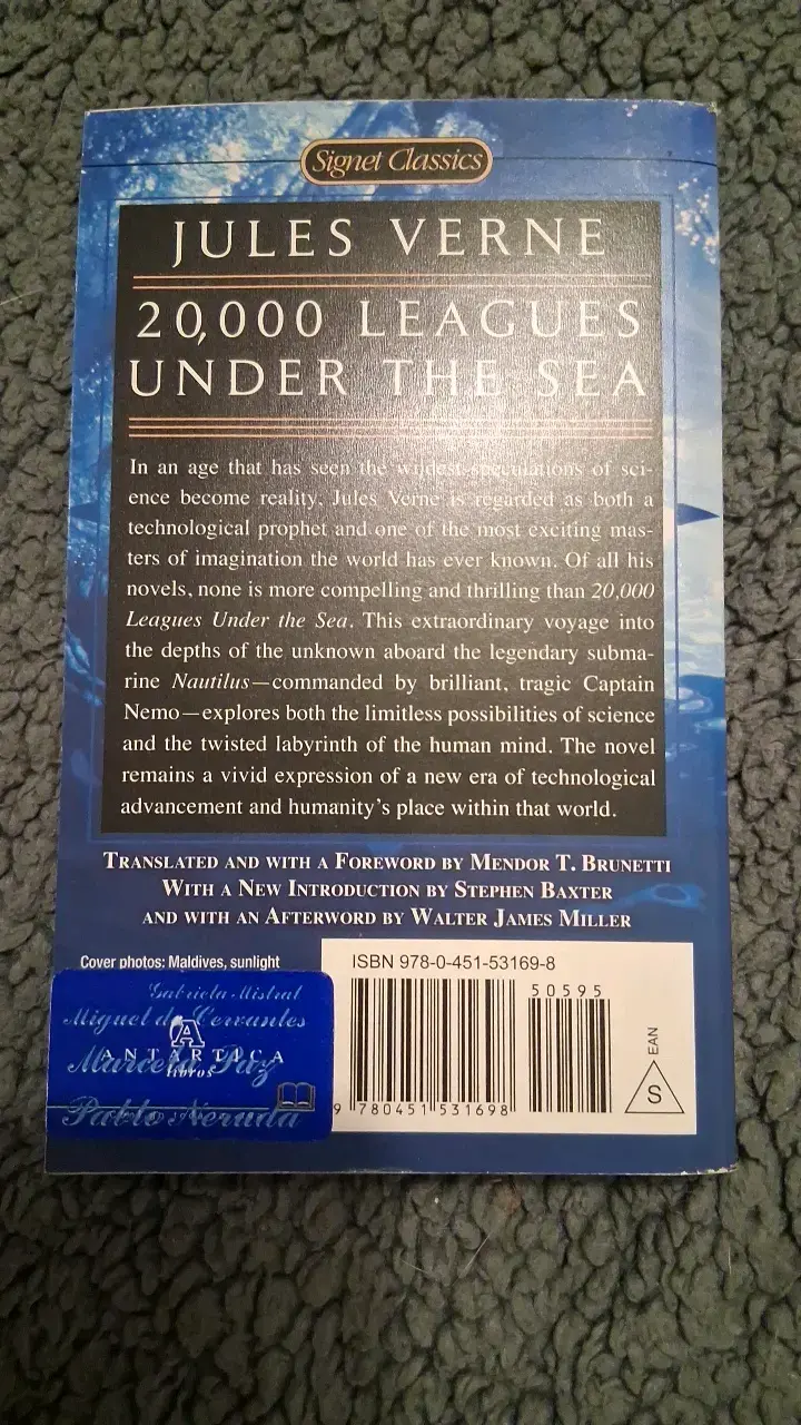 Libro '20,000 Leguas de Viaje Submarino' de Jules Verne - 2