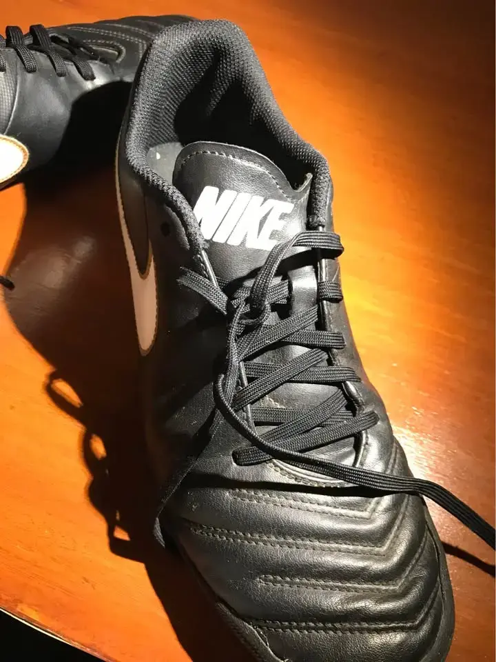 Zapatillas de fútbol Nike negras - 3