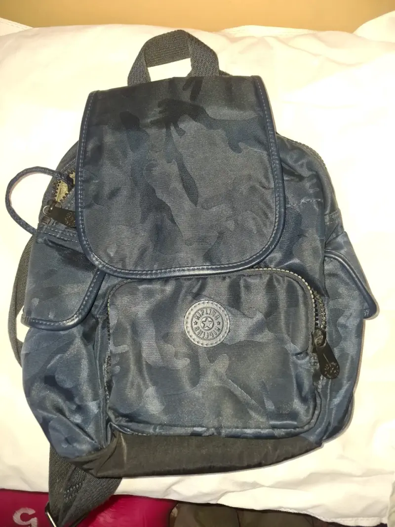 Mochila Kipling azul camuflaje - 1