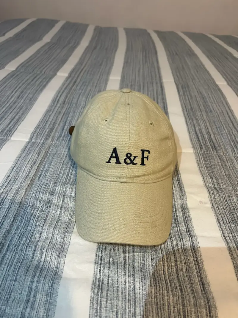 Gorra beige A&F casual - 2