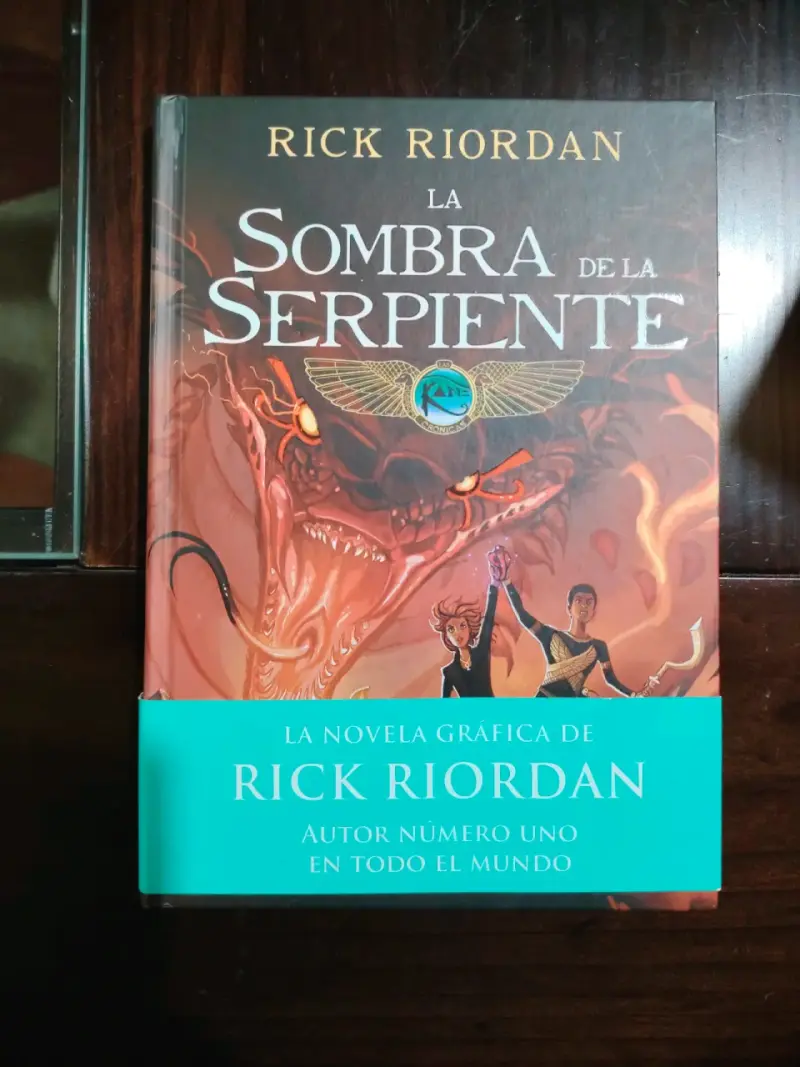 Colección de novelas gráficas y libros juveniles - 2