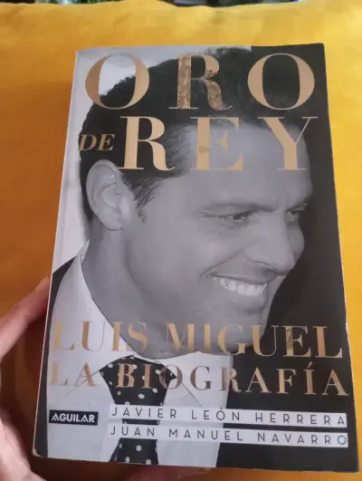 Libro 'Oro de Rey' de Luis Miguel - miniatura 1