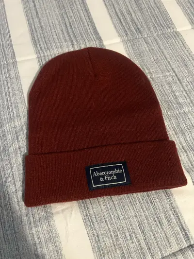 Gorro Abercrombie & Fitch burdeo - miniatura 1