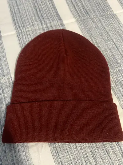 Gorro Abercrombie & Fitch burdeo - miniatura 3
