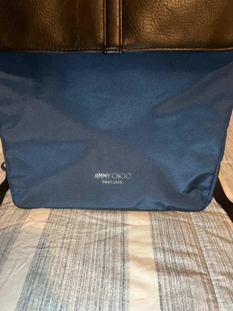 Mochila Jimmy Choo azul y negra - 3