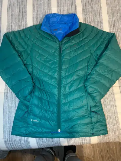 Chaqueta acolchada verde Helly Hansen - miniatura 1