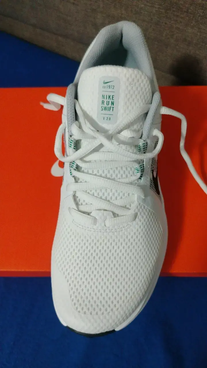 Zapatillas deportivas blancas Nike Revolution - 3