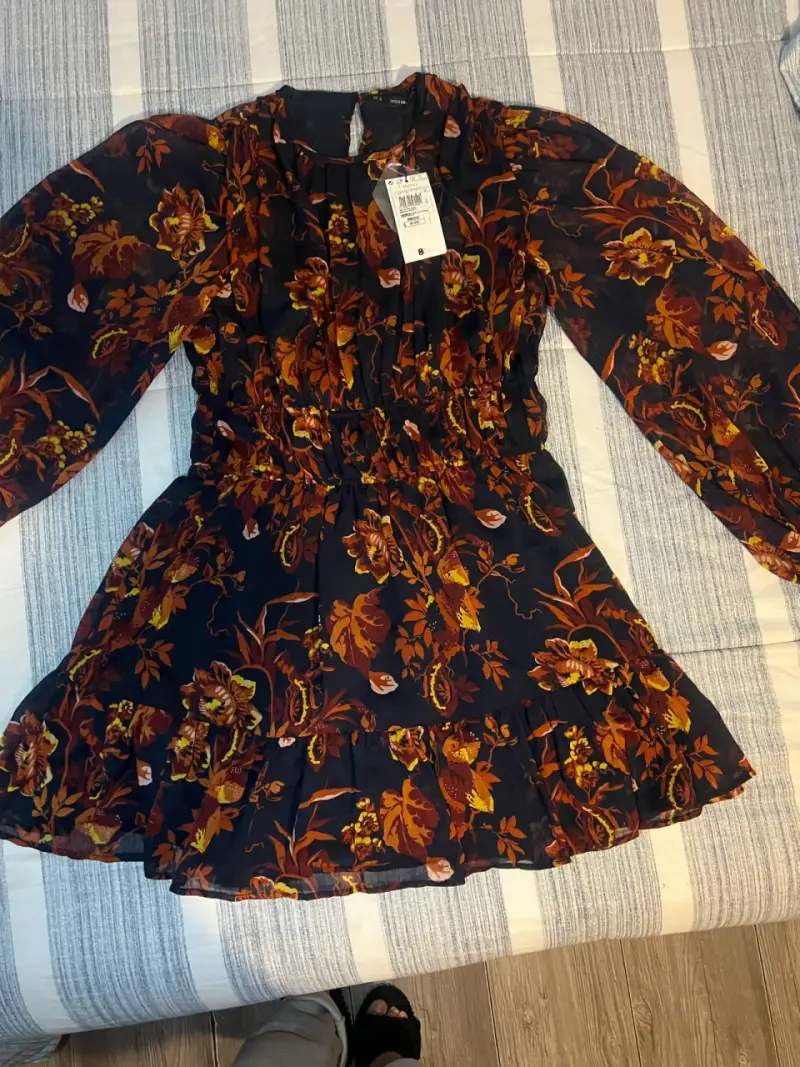 Vestido floral de gasa con mangas largas - 1