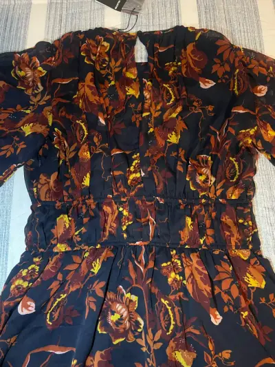 Vestido floral de gasa con mangas largas - miniatura 4