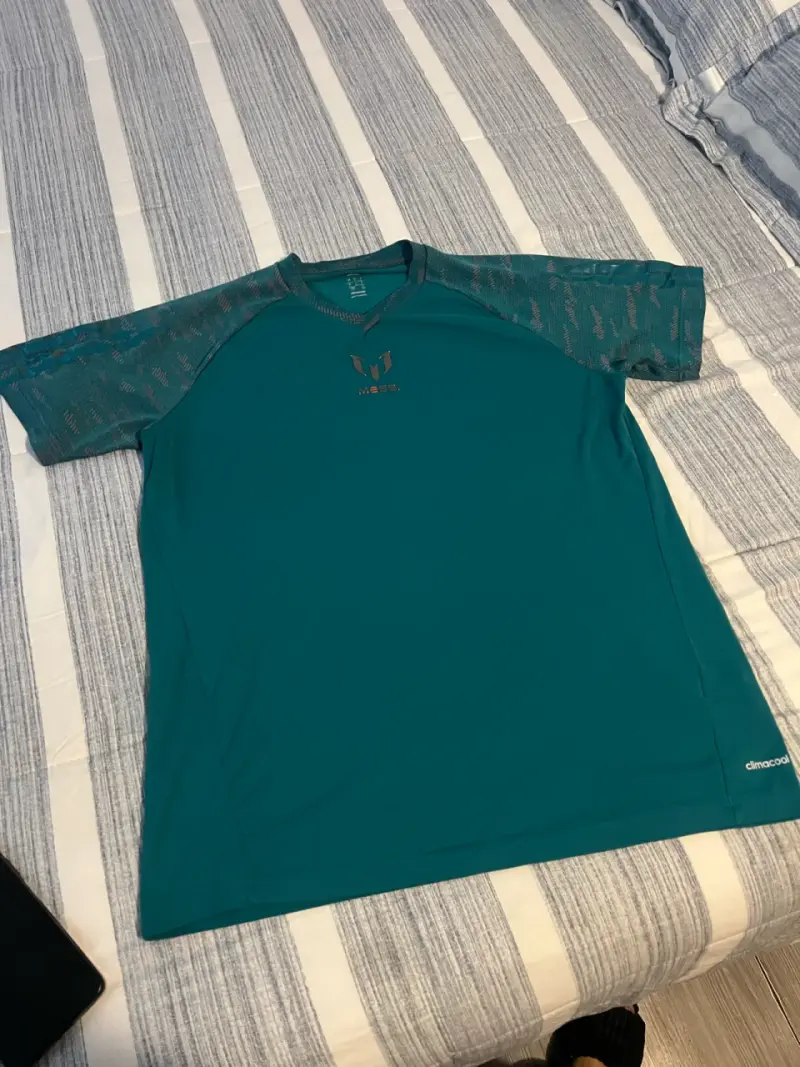 Polera deportiva Messi ClimaCool verde - 2