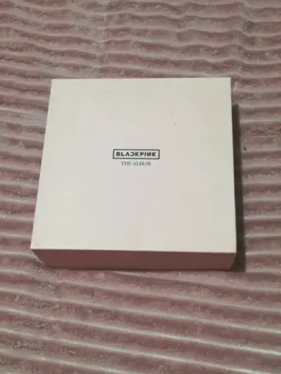 BLACKPINK 'The Album' - miniatura 1