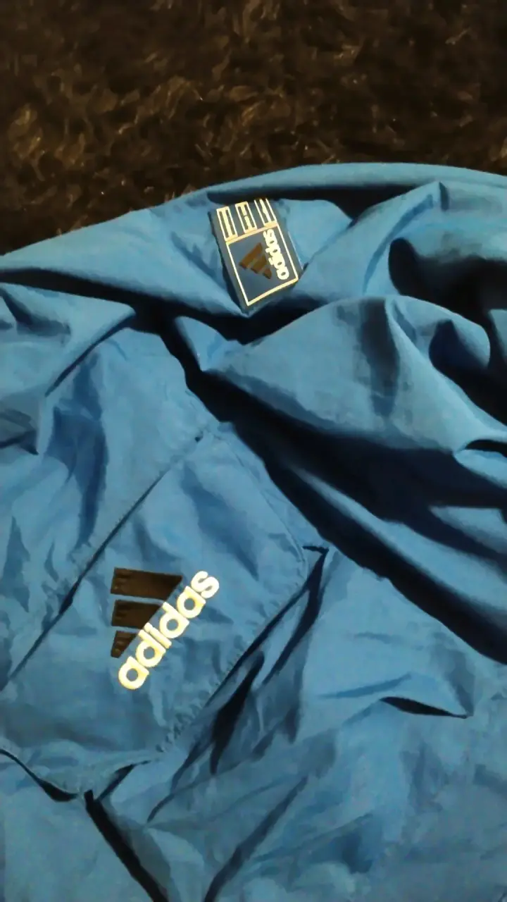 Chaqueta azul Adidas con capucha - 2