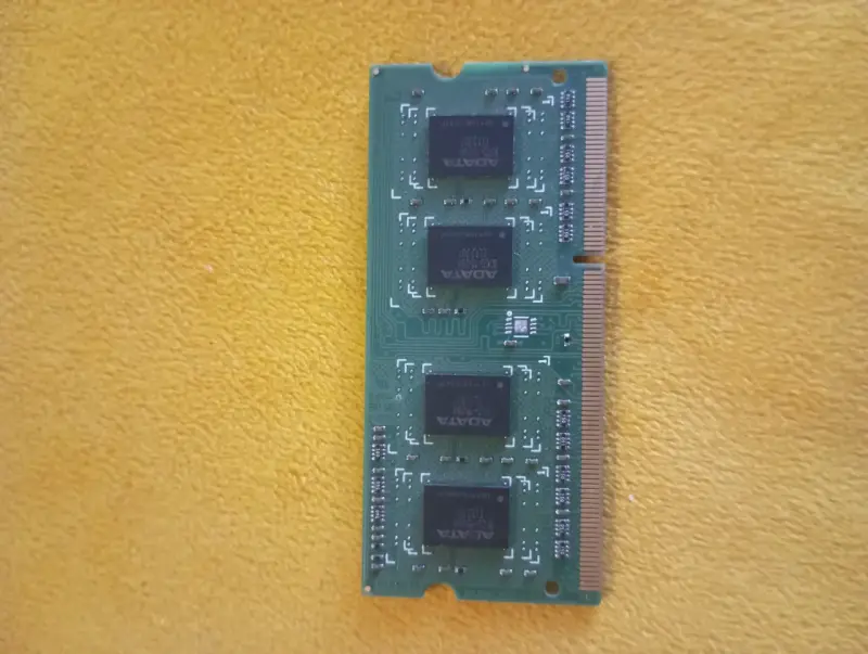 Memoria RAM ADATA 2GB PC3-10600S - 2