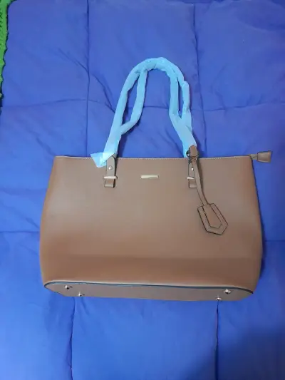 Cartera beige elegante - miniatura 1