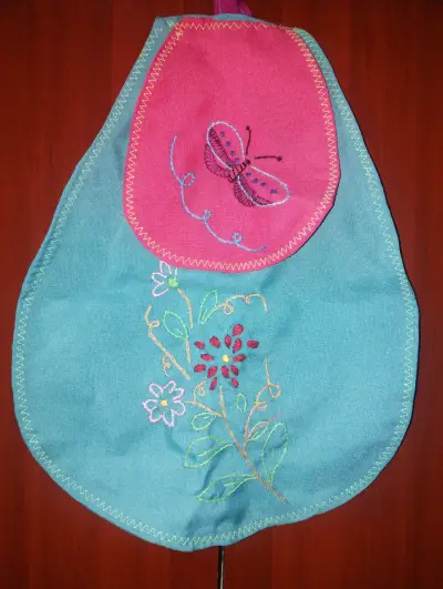 Bolsa multicosas bordadas a mano - miniatura 1