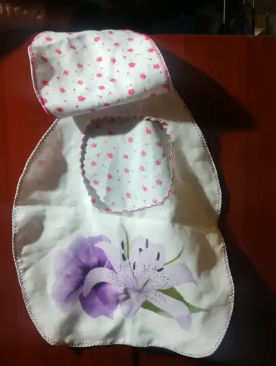 Bolsa multicosas bordadas a mano - miniatura 4