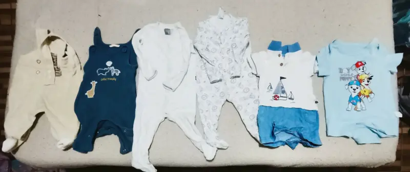 Lote de Ropa de bebé niño - 6