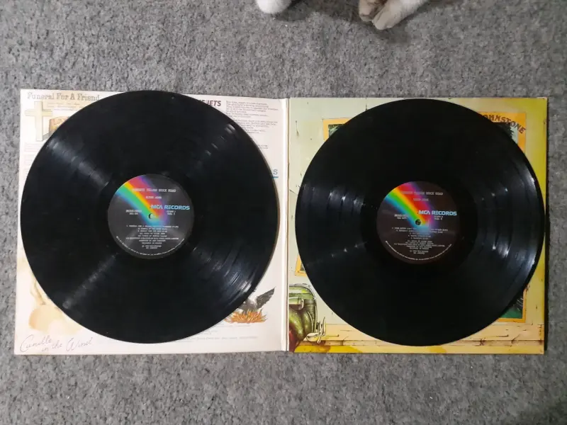 Elton John - Goodbye Yellow Brick Road - 4