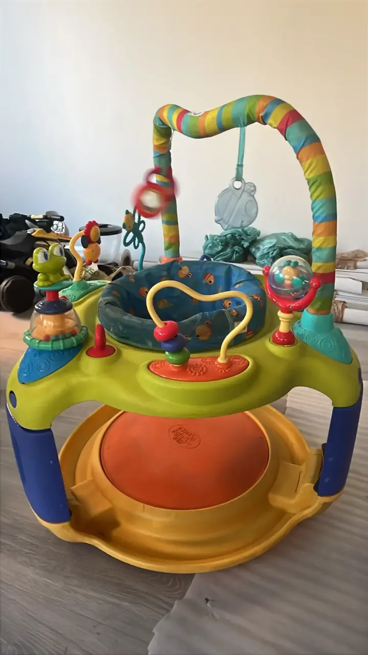 Centro de actividades para bebé colorido - 1