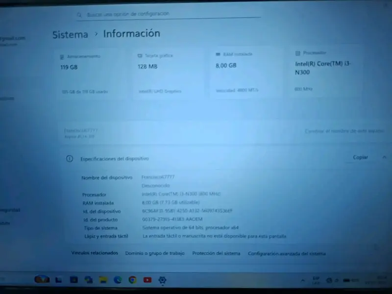Laptop Acer plateada en buen estado - 5