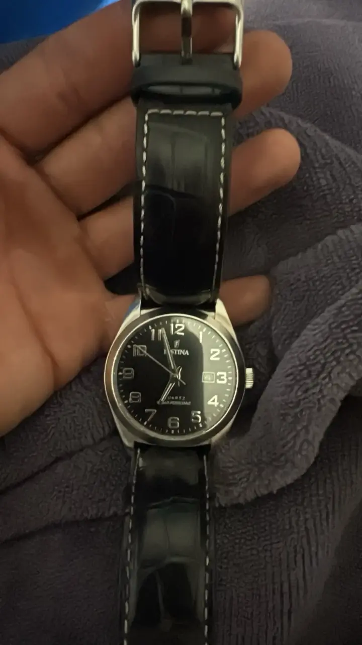 Reloj Festina negro con correa de cuero - 3