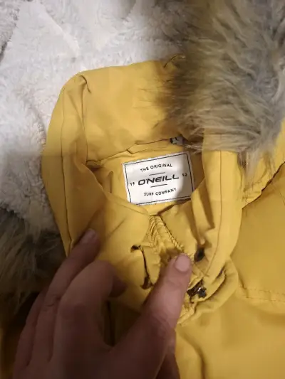 Chaqueta amarilla con capucha talla L - miniatura 2