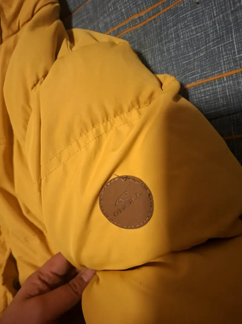 Chaqueta amarilla con capucha talla L - 3