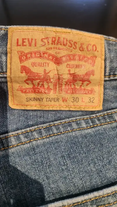 Jeans azul claro para hombre - miniatura 3