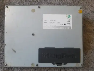 Pedalera multiefectos Digitech RP80 para guitarra - miniatura 3