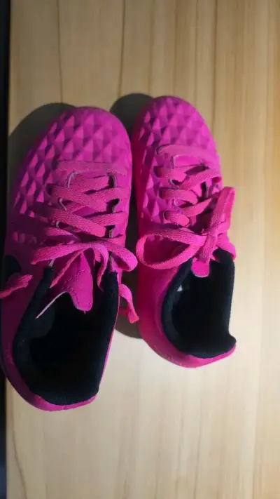 Zapatillas de fútbol Nike rosas para césped - miniatura 3