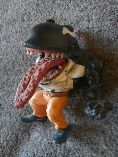 Figura moby lick de street Sharks - miniatura 1