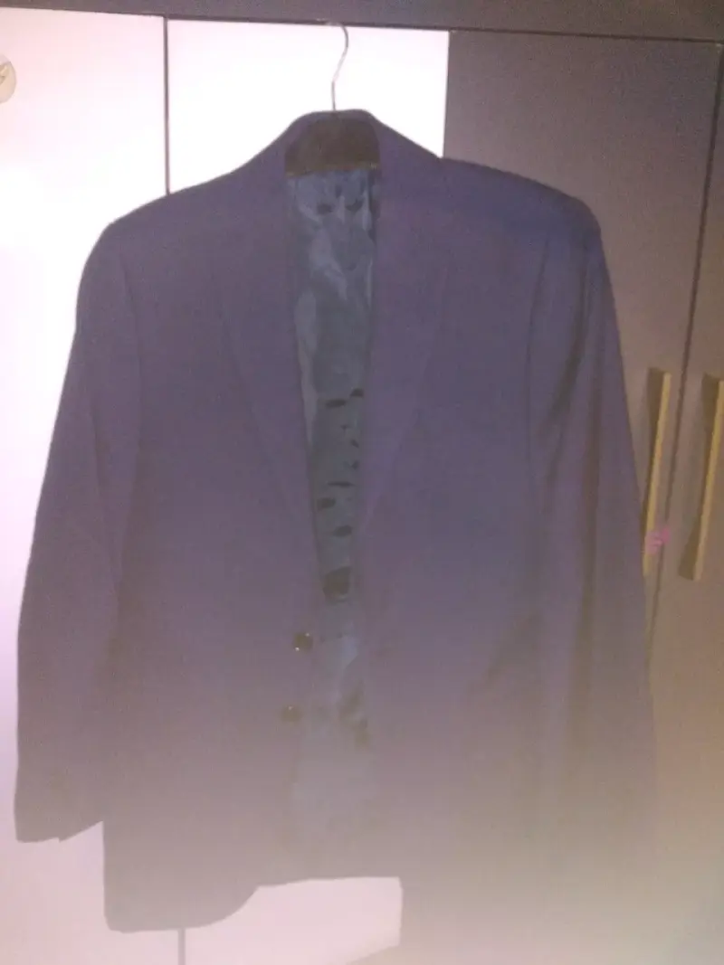 Blazer gris elegante para hombre - 2