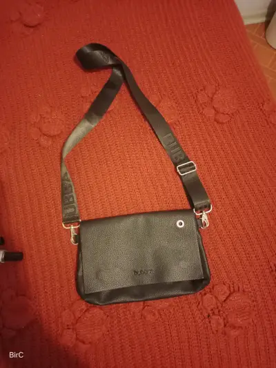 Bandolera negra de cuero sintético BUBBA - miniatura 1
