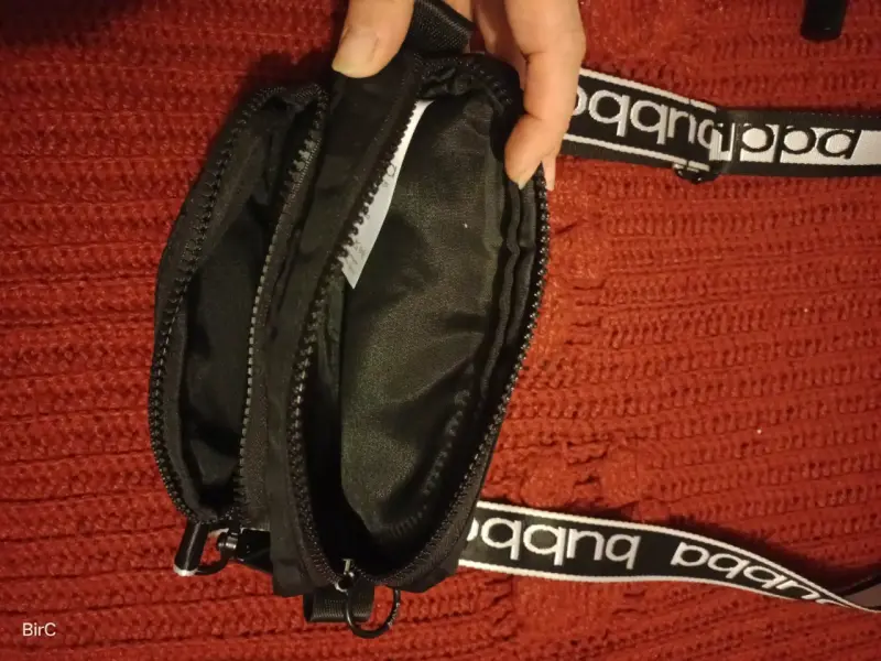 Riñonera-banano negra Bubba con correa ajustable - 2
