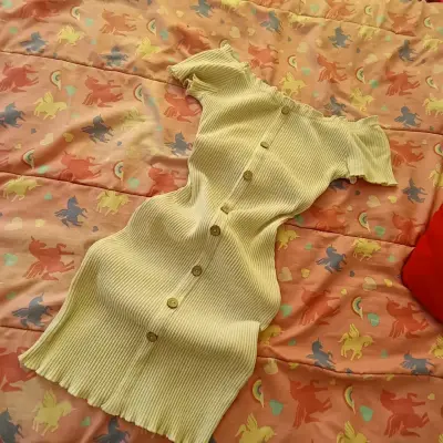 Vestido infantil y dama - miniatura 4