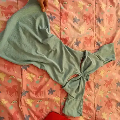 Vestido infantil y dama - miniatura 5