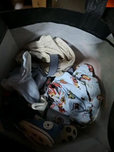 Lote de ropa infantil variada - miniatura 1