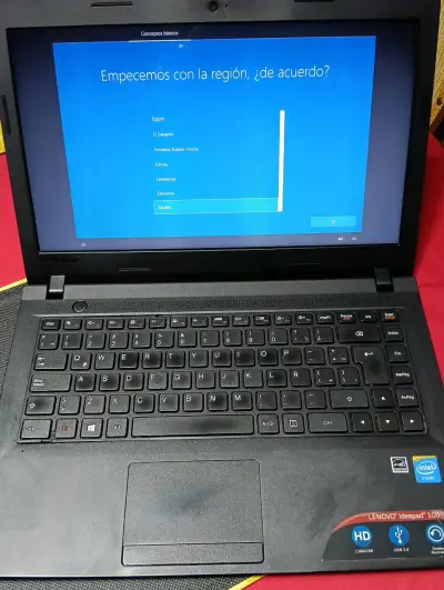 Laptop Lenovo Ideapad 100 - miniatura 1