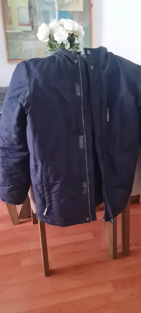 Chaqueta azul para hombre con cierre