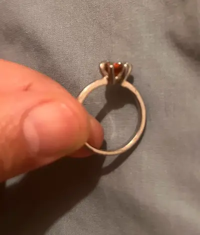 Anillo de acero con piedra naranja - miniatura 3
