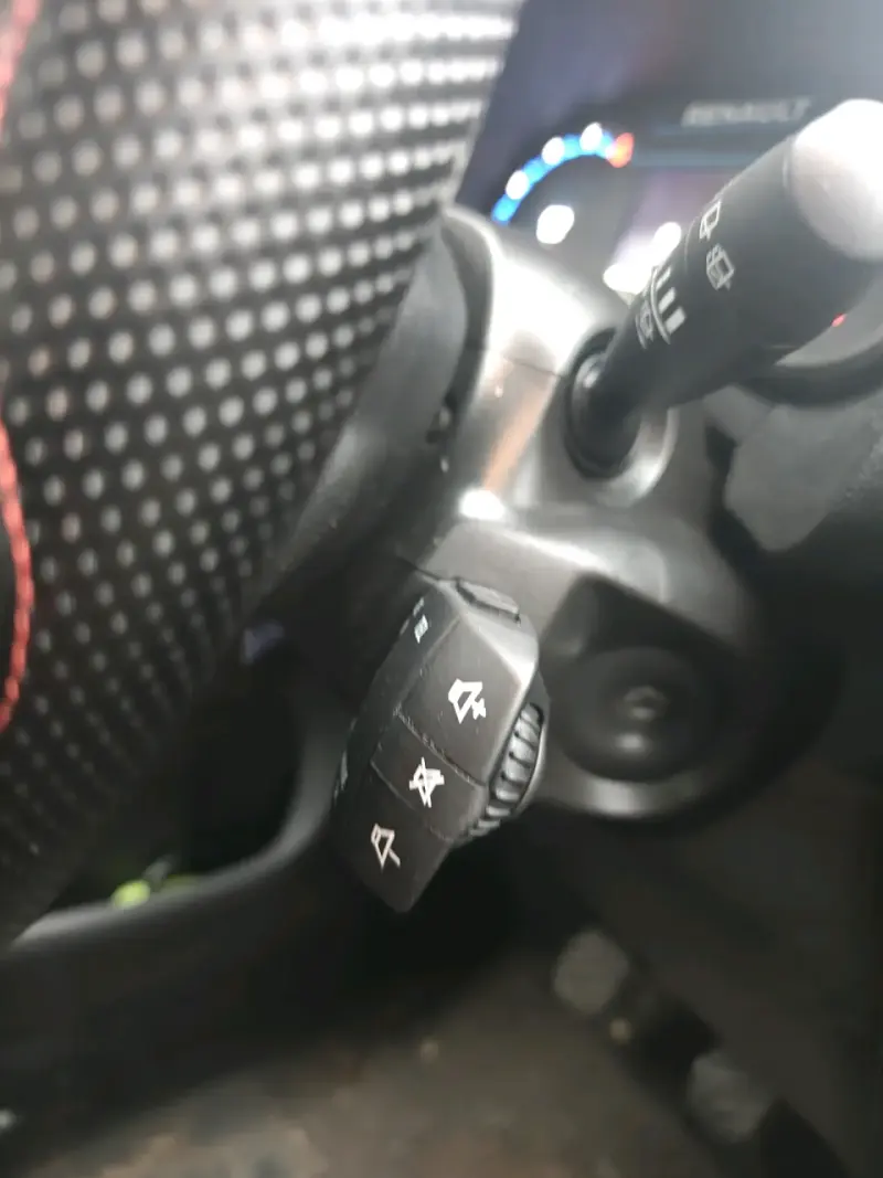 Renault Kwid 2022 en excelente estado - 5
